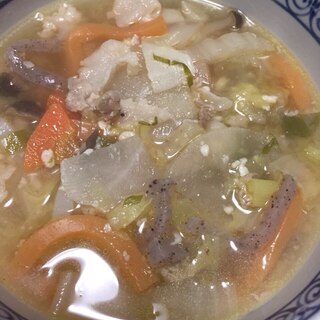 豆腐と野菜たっぷり豚汁